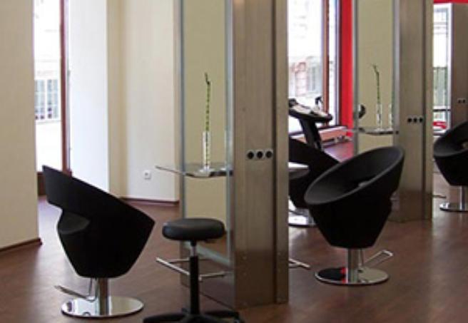 Friseur in Leipzig - REDS - your expert of haircolor